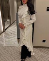 فستان العيد ابيض