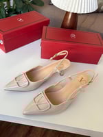 كعب سان لوران