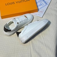 سليبر لويس فيتون مع البوكس