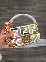 شنطه فندي ماستر