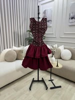 فستان العيد عنابي