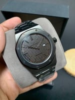 ساعه ادمر بياجيت رجالي