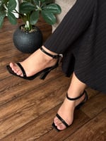 كعب سان لوران