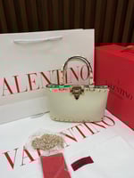 شنطه فالنتينو ماستر