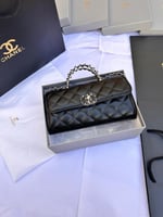 شنطه شانيل لوقو فضي