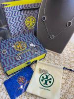 طقم اكسسوار توري بورش فضي