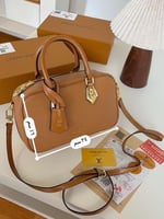 شنطه Lv الأكثر طلبا