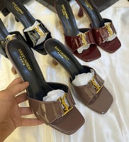 كعب سان لوران لمعه