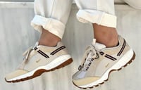 شوز جاكيموس