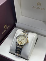 ساعه اقنر نسائيه بأرقام عربيه