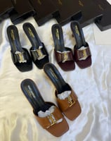 كعب سان لوران