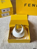 شنطه فندي ميني ماستر