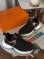 شوز لويس فيتون