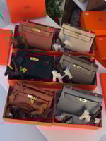 شنط هرمز لوقو ذهبي مخفضه