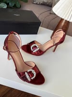 كعب جيمي تشو مع بوكس الماركه