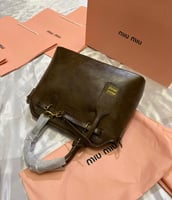 شنطه ميوميو حجم كبير