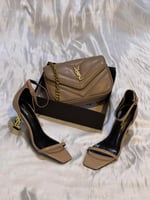 طقم سان لوران طول الكعب 6سم