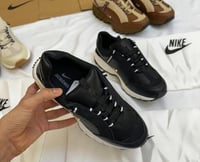 شوز جاكيموس