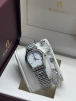 ساعه اقنر الموديل الجديد فضي