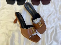 كعب سان لوران