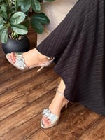 كعب جيمي تشو مع بوكس الماركه