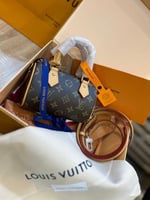 شنطه لويس فيتون ماستر مع الملحقات