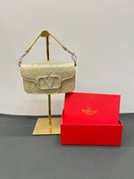 شنطه فالنتينو