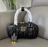 شنطه ميوميو مستطيل