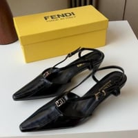 طقم فندي اسود