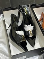 كعب سان لوران