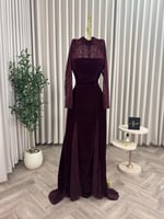 فستان سهره عنابي مخمل