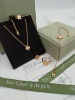 طقم فانكليف ورده صغيره