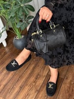 طقم لويس فيتون اسود