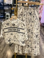 تايور ديور نسائي