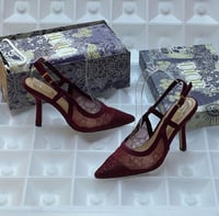 كعب ديور مع دست باق