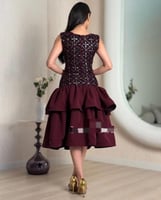 فستان العيد عنابي