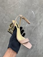 كعب دولتشي اند قابانا مع الملحقات الماركه