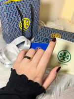 خاتم توري بورش