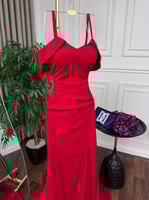 فستان العيد احمر