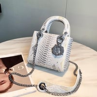 شنطه ديور هاي كوالتي