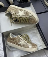 شوز جولدن جوس