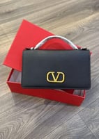 شنطه فالنتينو مع دست باق