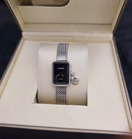 ساعه شانيل بدون كرستال