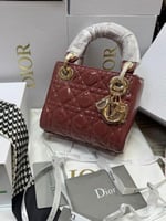 شنطه ليدي ديور ماستر مع الملحقات