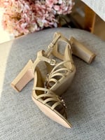 كعب شانيل ماستر