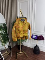 بدله العيد قطعتين