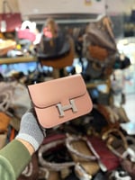 شنطه كروس هرمز لوقو فضي