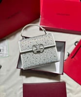 شنطه فالنتينو ابيض هاي كوالتي حجمين