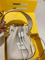 شنطه فندي ماستر