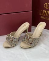 كعب فالنتينو كرستال هاي كوالتي